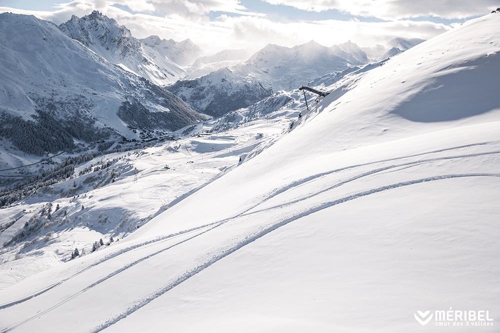 Maisonneuve Autocar – Station de Ski Meribel – Domaine enneige